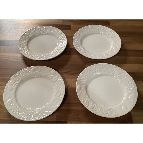 Mikasa English Countryside White Salad Plates 8.25” Set of 4 - Picture 3 of 9